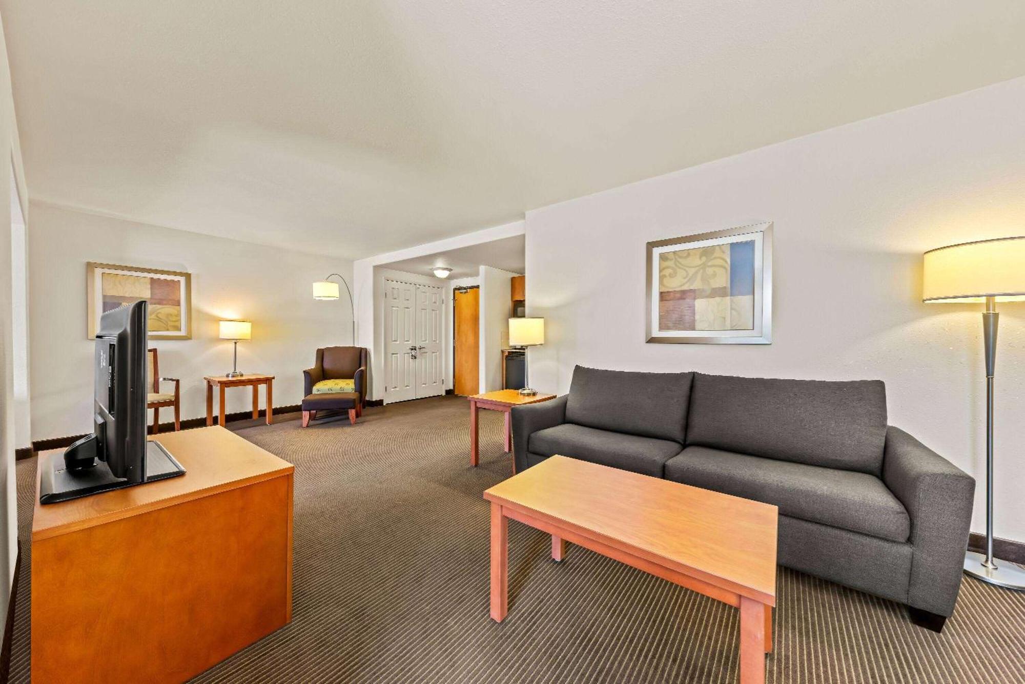 วินด์เกต บาย วินด์แฮม แคลกรี เซาท์ Hotel คาลการี ภายนอก รูปภาพ